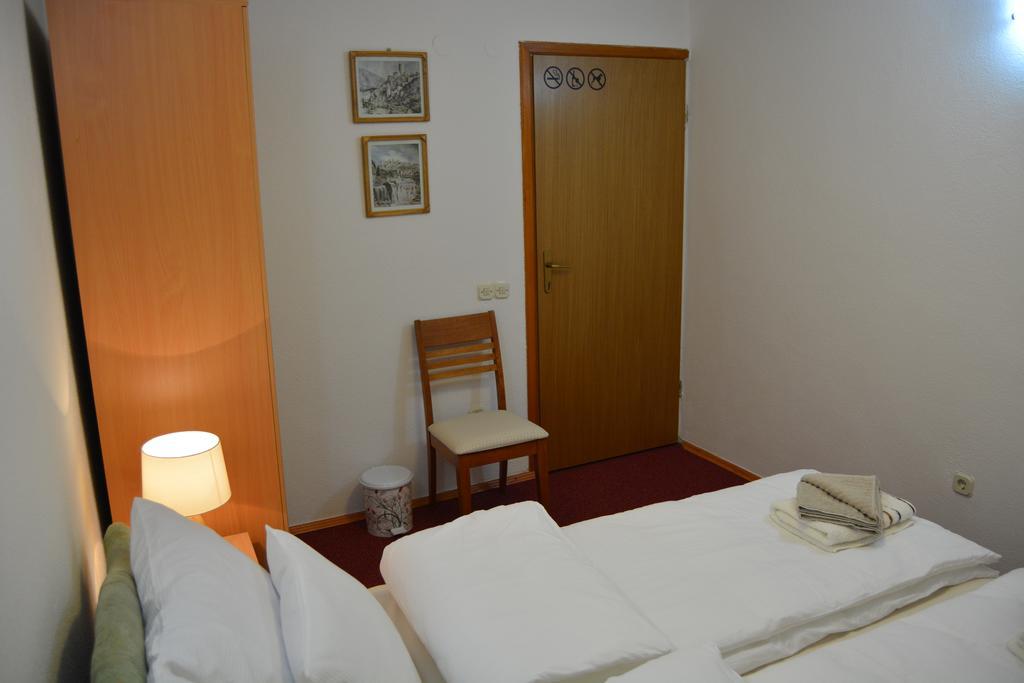 Hostel Denal Sarajevo Bilik gambar