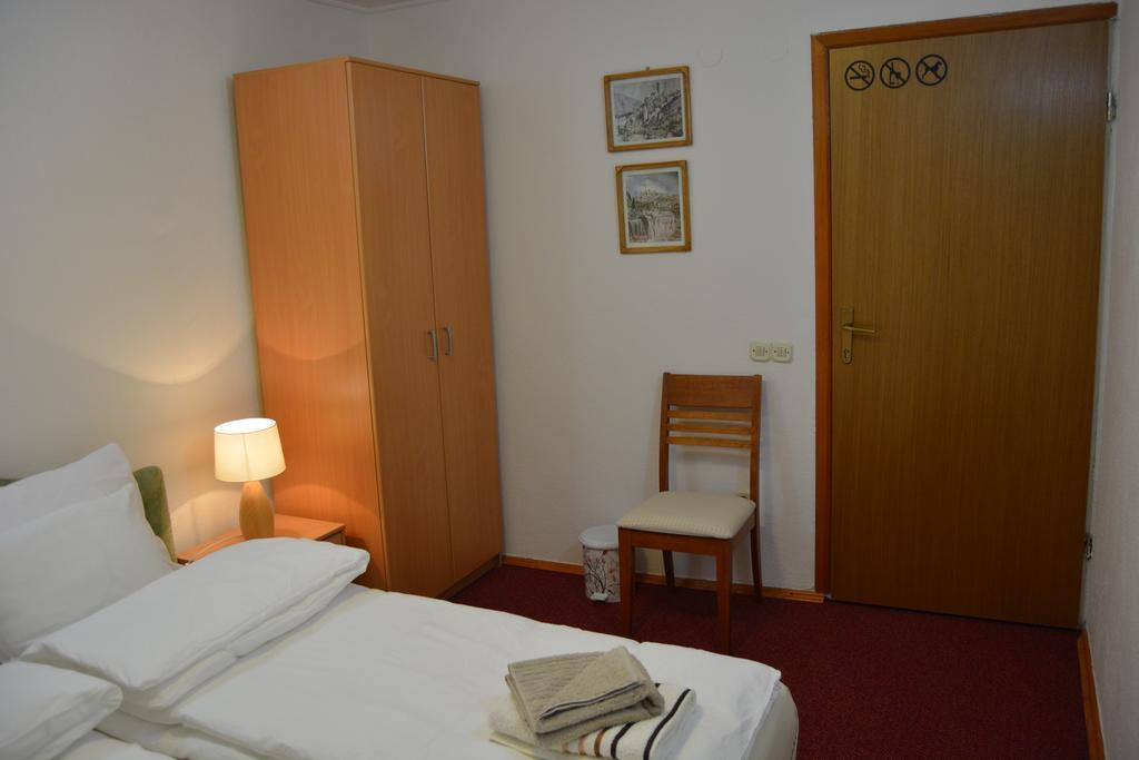 Hostel Denal Sarajevo Bilik gambar