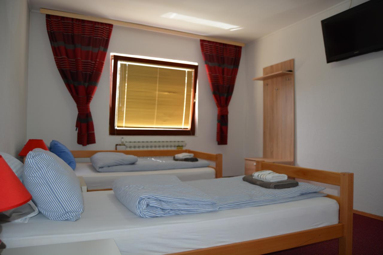 Hostel Denal Sarajevo Luaran gambar